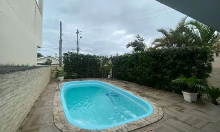 Casa com 3 quartos à venda na Rua João Martiniano Rodrigues, Praia João Rosa, Biguaçu