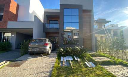 Casa com 3 quartos à venda na Avenida Egídio Abelino Richartz, Beira Rio, Biguaçu