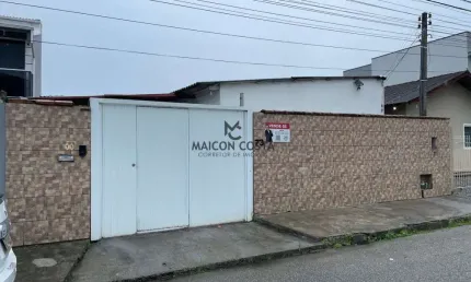 Casa com 3 quartos à venda no São Sebastião, Palhoça  por R$ 450.000