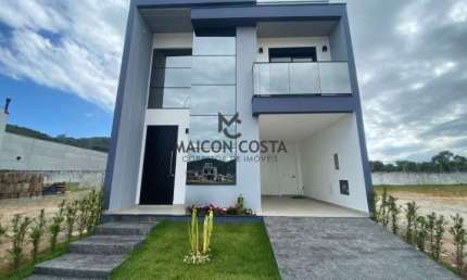 Casa com 3 quartos à venda na Avenida Deltaville, Beira Rio, Biguaçu
