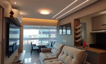 Vila caiçara, lindo apto 2 dorms, 190 mts do mar, lazer completo