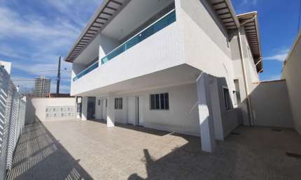 Casa 2 dormitórios com quintal - 400 metros Mar - Vila Caiçara - Praia Grande - RP343