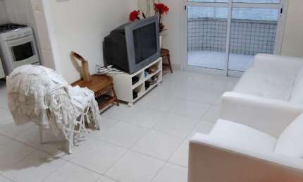 Apartamento 1 quarto - 150 metros do Mar - Caiçara - Praia Grande - SP - RP645