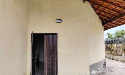 Locação, casa 3 dorms sendo 1 suite, quital, próximo ao mar