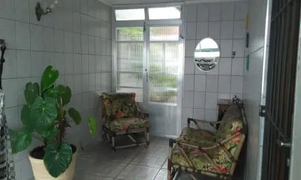 Casa para venda com 220 metros quadrados com 3 quartos em Caiçara - Praia Grande - SP