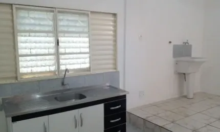 Casa de fundos, 2 dorms, sem garagem - campinas saída para valinhos