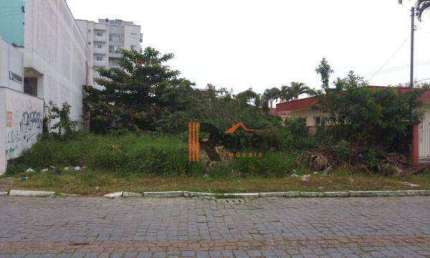 Terreno para permuta, com 650m² Centro Camboriú/SC,