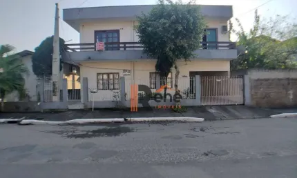 Casa com 6 dormitórios à venda, 265 m² por R$ 3.000.000,00 - Barra - Balneário Camboriú/SC