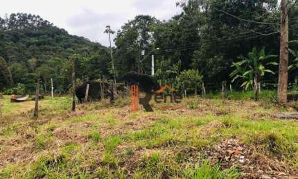 Terreno à venda no Caetes, Camboriú 