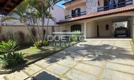 Amplo Sobrado de 03 dormitórios, sendo 01 suíte, à venda no Mogi Moderno, Mogi das Cruzes - SP
