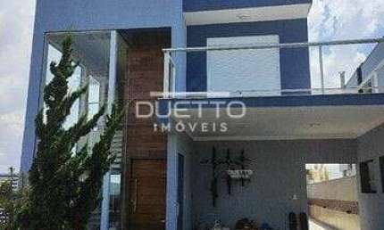Sobrado Alto Padrão de 358m², contendo 04 dormitórios, sendo 03 suítes, à venda no Condomínio Aruã