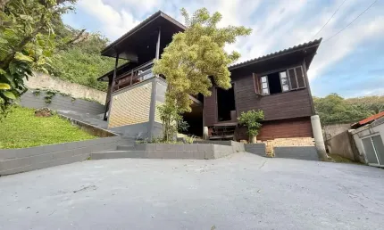 Casa com 3 dormitórios à venda, 98 m² por r$ 690.000,00 - rio tavares - florianópolis/sc
