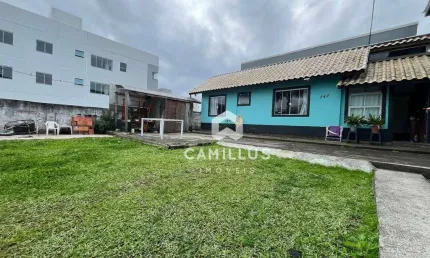 Casa com 2 dormitórios à venda, 75 m² por r$ 595.000,00 - carianos - florianópolis/sc