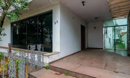 Casa com 2 quartos à venda na Rua Curuzu, 98, Alto da Lapa, São Paulo por R$ 1.850.000