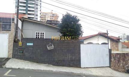 Casa com 3 quartos à venda na Rua Manoel Loureiro, 666, Barreiros, São José por R$ 550.000