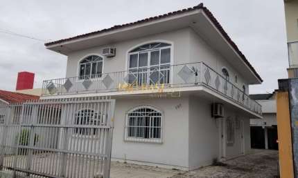 Casa com 5 quartos à venda na Antônio Jacinto de Melo, 107, Forquilhinhas, São José por R$ 830.000