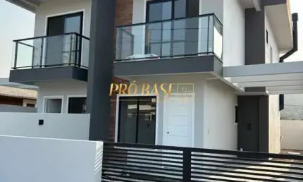 Casa com 2 quartos à venda na Rua Maria Saturnina de Jesus, 138, Forquilhas, São José por R$ 550.000