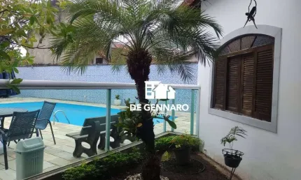 Casa com 2 dormitórios, com 73m2, Condomínio Fechado, Canto do Forte, Praia Grande, SP
