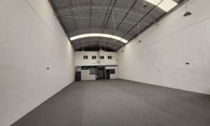 Barracão / Galpão / Depósito para alugar na Rua Manoel Francisco Mendes, 390, Jardim do Trevo, Campinas por R$ 8.000