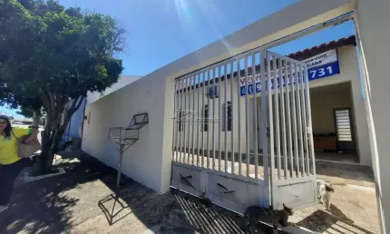 Casa com 2 quartos à venda na Rua Lamartine Babo, 144, Jardim São Bento, Hortolândia por R$ 341.000