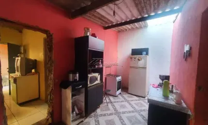 Casa com 3 quartos à venda na Rua Manoel João da Silva, 99, Vila Inema, Hortolândia por R$ 213.000
