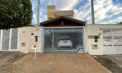 Casa com 2 quartos à venda na Rua José Cláudio Alves dos Santos, 227, Loteamento Remanso Campineiro, Hortolândia por R$ 550.000
