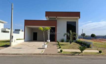 Casa em condomínio fechado com 3 quartos à venda na José Puccinelli -lado par, 1240, Cascata, Paulínia por R$ 1.460.000