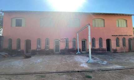 Casa com 2 quartos para alugar na Vergínia Lázaro Barbarini, 240, Parque Ortolândia, Hortolândia por R$ 1.600