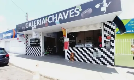 Sala comercial para alugar na Rua Pietro Rocchi, 43, Jardim das Paineiras, Hortolândia por R$ 830