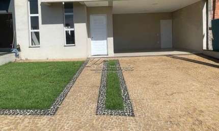 Casa em condomínio fechado com 3 quartos à venda na Rua Jacarandá Brasiliana, 1010, Loteamento Industrial Veccon Zeta, Sumaré por R$ 950.000
