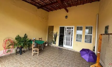 Casa com 2 quartos à venda na Benedito de Oliveira, 41, Jardim Terras de Santo Antônio, Hortolândia por R$ 300.000