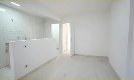 Apartamento Amplo com um dormitório, com elevador, sem garagem, na Rua Frei Caneca