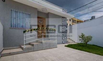 CASA TÉRREA TOTALMENTE MOBILIADA NA VILA OLIVEIRA EM MOGI DAS CRUZES