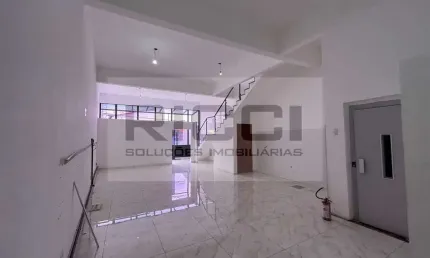 Prédio para alugar no bairro Vila Martins - Mogi das Cruzes/SP
