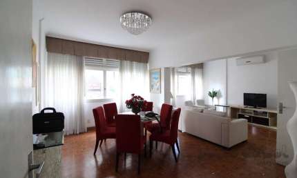 Apartamento com 3 quartos para alugar na Rua Garibaldi, 963, Bom Fim, Porto Alegre