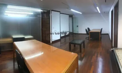 Sala comercial para alugar na Rua Riachuelo, 1098, Centro Histórico, Porto Alegre