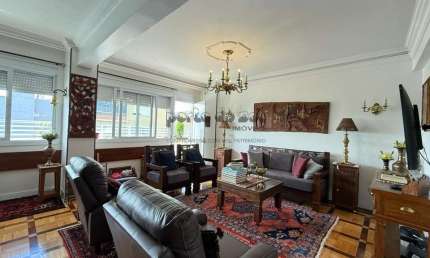 Apartamento com 3 quartos à venda na Rua Ramiro Barcelos, 1081, Independência, Porto Alegre