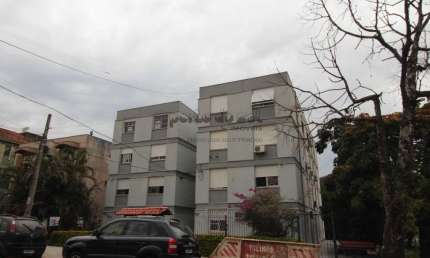 Apartamento com 3 quartos para alugar na Avenida Capivari, 557, Cristal, Porto Alegre