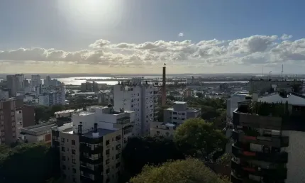 Apartamento com 3 quartos para alugar na Rua Pinheiro Machado, 246, Independência, Porto Alegre