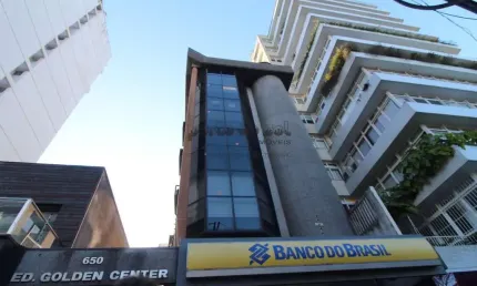 Sala comercial à venda na Rua Vinte e Quatro de Outubro, 650, Moinhos de Vento, Porto Alegre