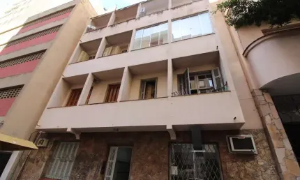 Apartamento com 2 quartos à venda na Rua Duque de Caxias, 1379, Centro Histórico, Porto Alegre