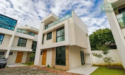 Sobrado com 3 dormitórios à venda, 157 m² por R$ 915.000,00 - Bom Retiro - Curitiba/PR