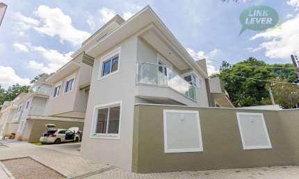 Sobrado com 4 dormitórios à venda, 275 m² por R$ 1.500.000 - Bacacheri - Curitiba/PR