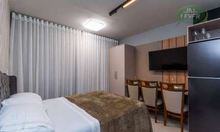 Apartamento com 1 dormitório para alugar, 21 m² por R$ 3.185/mês - Centro - Curitiba/PR