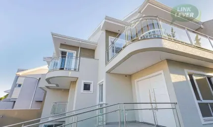 Sobrado com 3 dormitórios à venda, 371 m² por R$ 2.199.000,00 - Cascatinha - Curitiba/PR