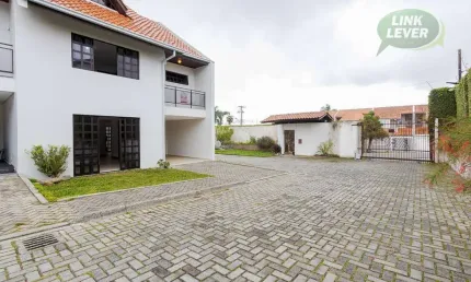 Vendo Sobrado em condomínio no Tingui contendo 3 quartos e suíte 201 m² - Curitiba/PR