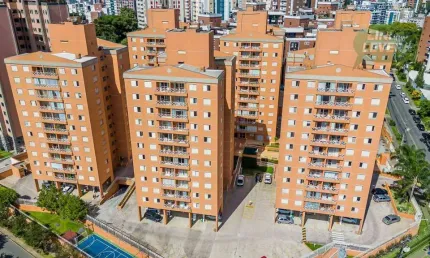 Apartamento com 3 dormitórios para alugar, 75 m² por R$ 4.044,00/mês - Ahú - Curitiba/PR