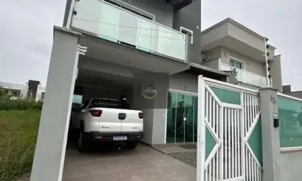 Sobrado à Venda em Barra Velha – Itajuba- A apenas 700 metros da praia!
