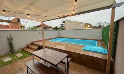 Casa a 300 metros do mar à venda, por R$ 450.000 - Guaratuba/PR