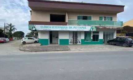Apartamento Duplex com Sala Comercial em Itapoá-SC com 243,29m² por R$960.000,00
